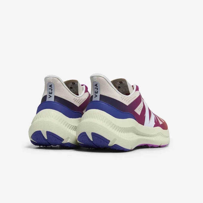 Condor 3 Engineered-Mesh Areia White Gradient