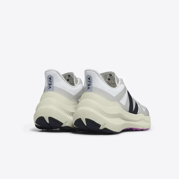 Condor 3 Engineered-Mesh White Black