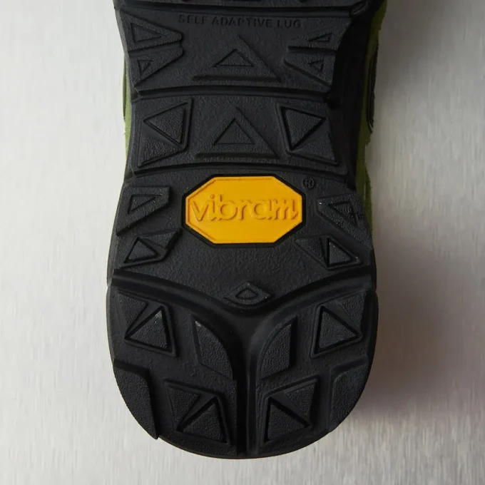 Salar Alveomesh Areia Black Kiwi