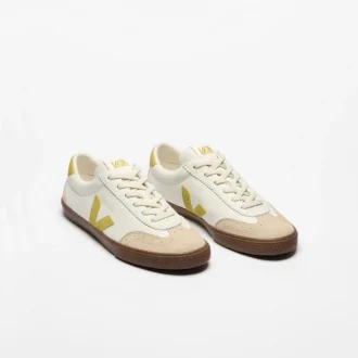 Volley Leather White Liquor Bark