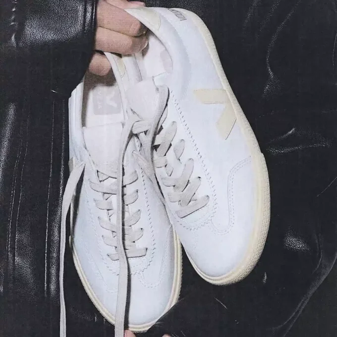 Volley Signature Leather White Calcaire